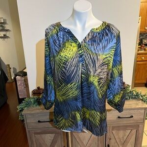 Multiple green and blue feather design top